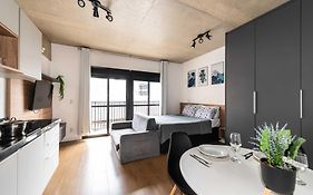47 New Studio Next Paulista Av, Fast Wifi And Balcony
